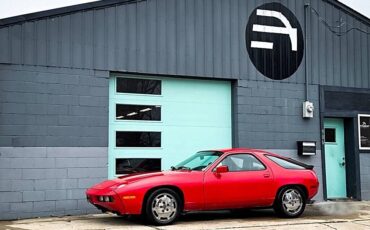 Porsche-928-1986-red-10