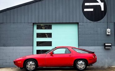 Porsche-928-1986-red-16