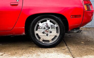 Porsche-928-1986-red-19
