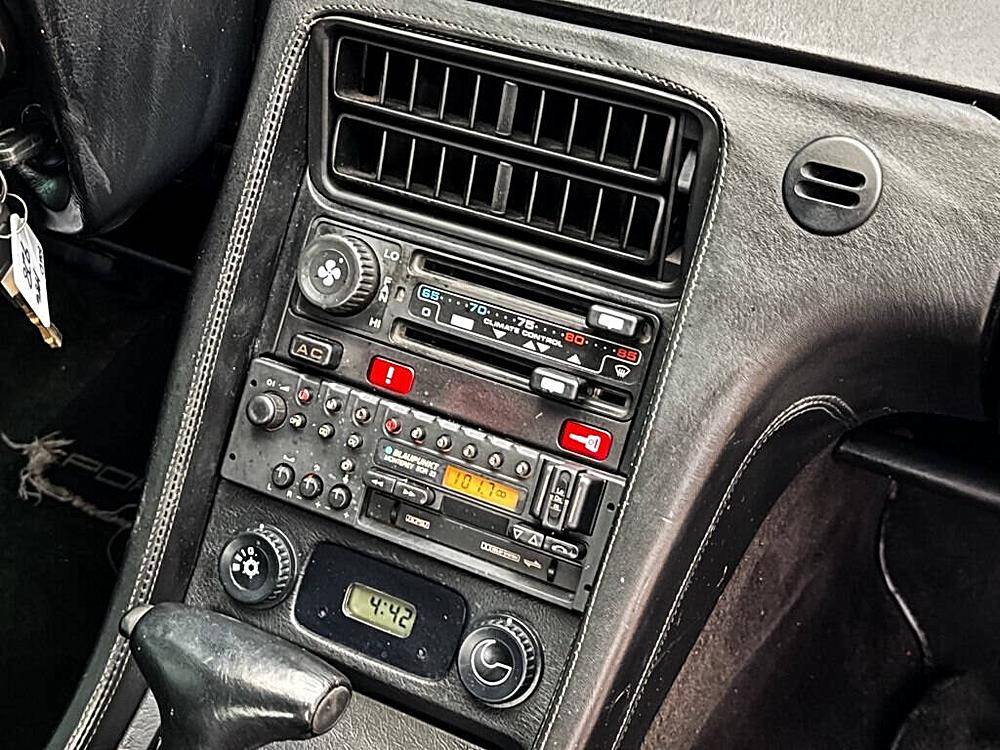 Porsche-928-1986-red-6