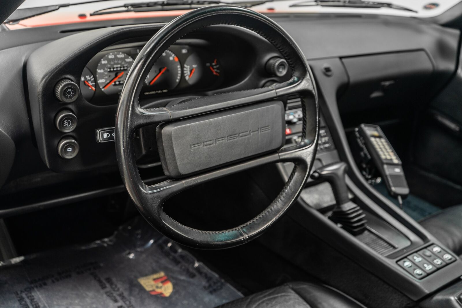 Porsche-928-1987-Hatchback-11