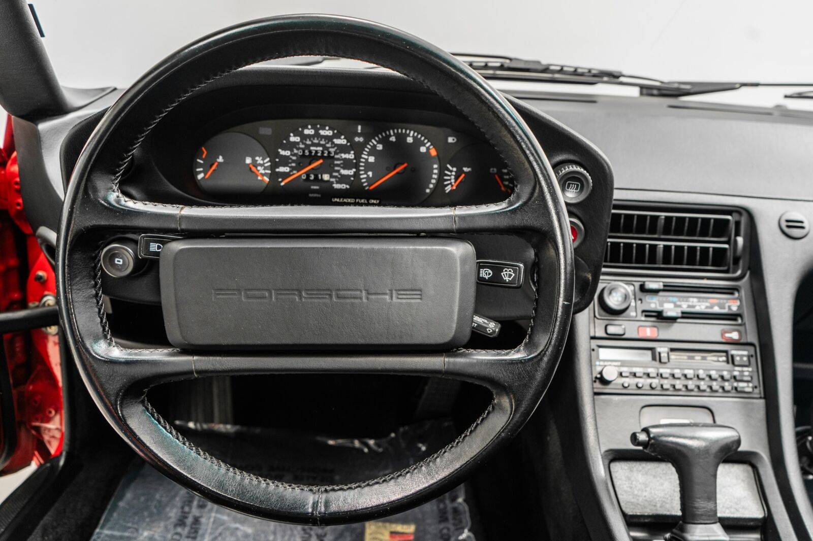 Porsche-928-1987-Hatchback-13