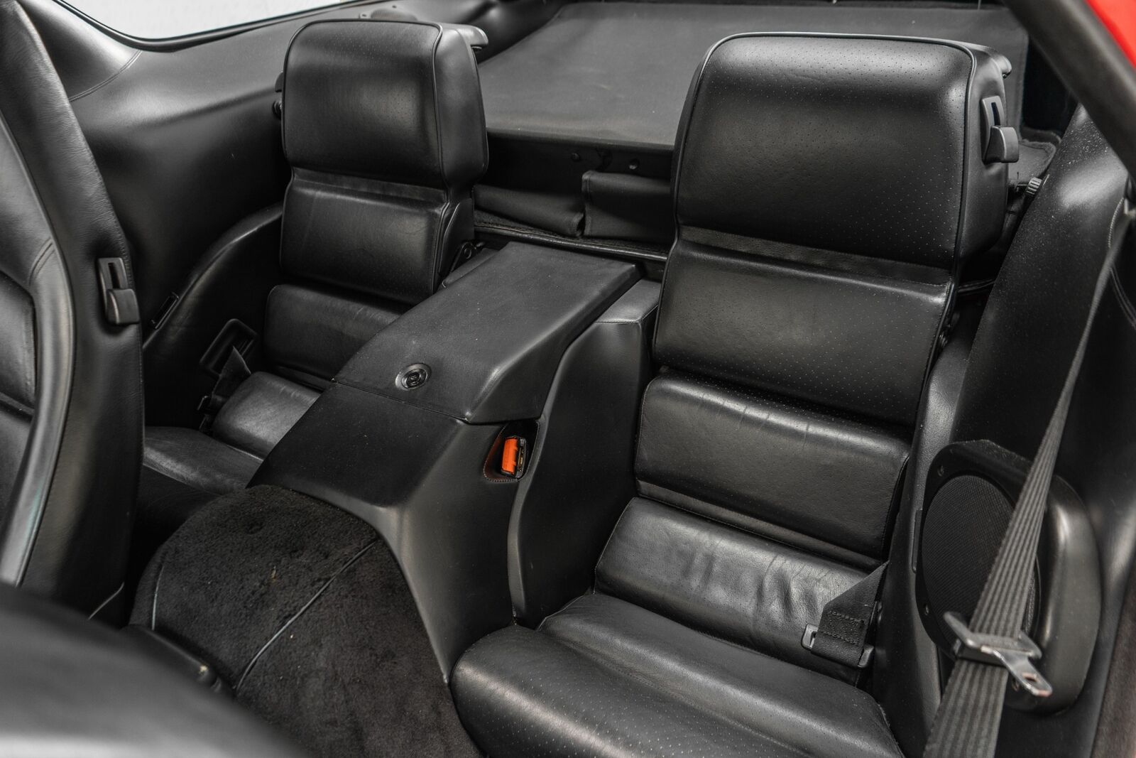 Porsche-928-1987-Hatchback-14