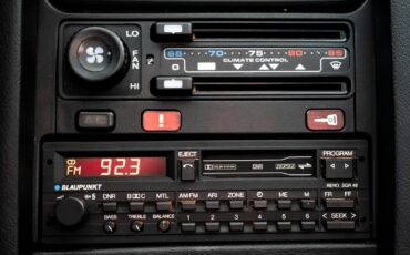 Porsche-928-1987-Hatchback-15