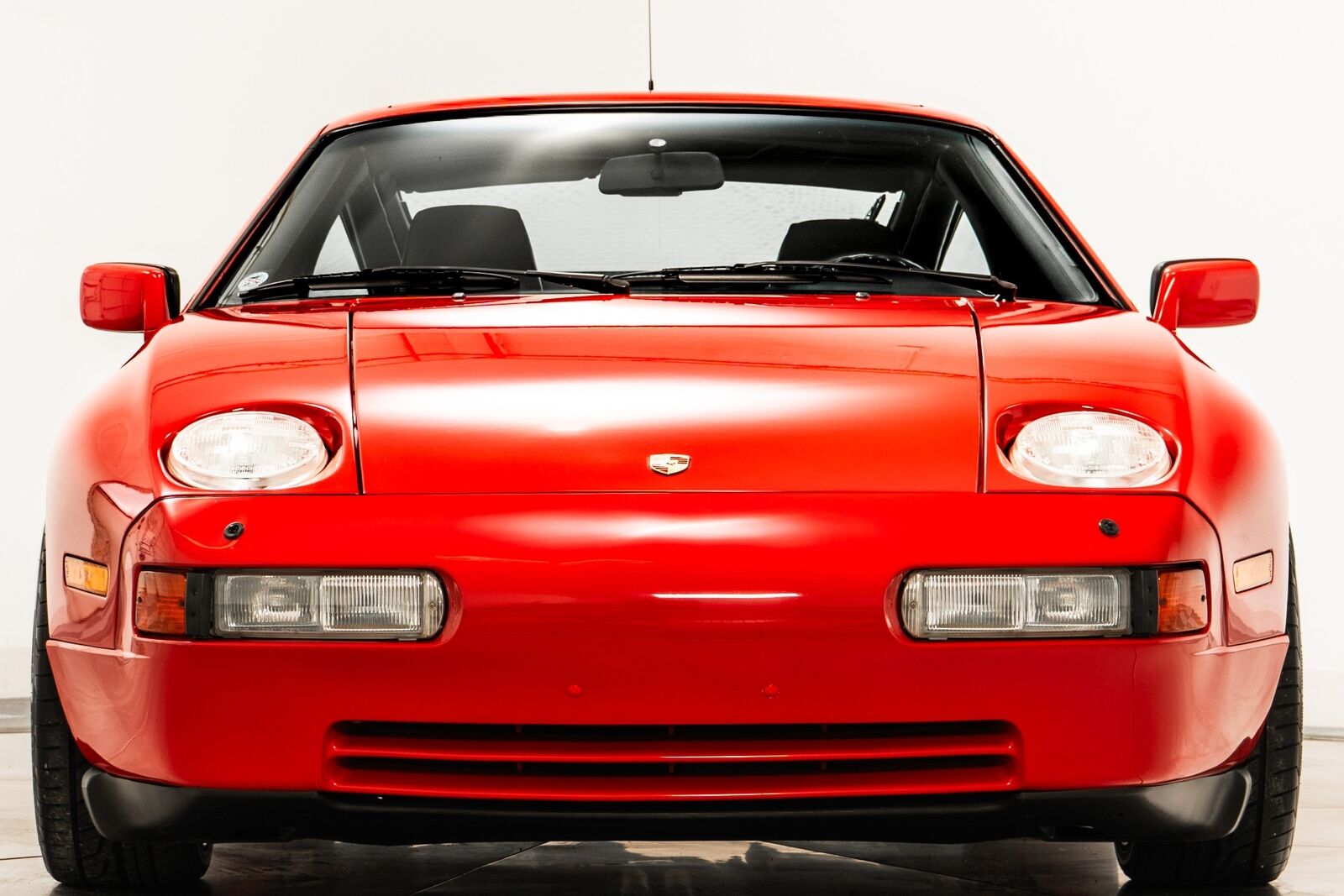 Porsche-928-1987-Hatchback-2