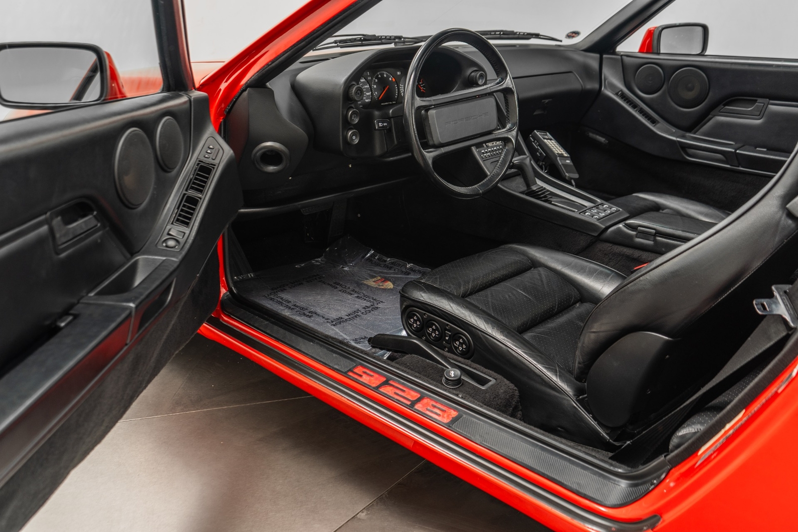 Porsche-928-1987-Hatchback-21