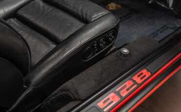 Porsche-928-1987-Hatchback-24