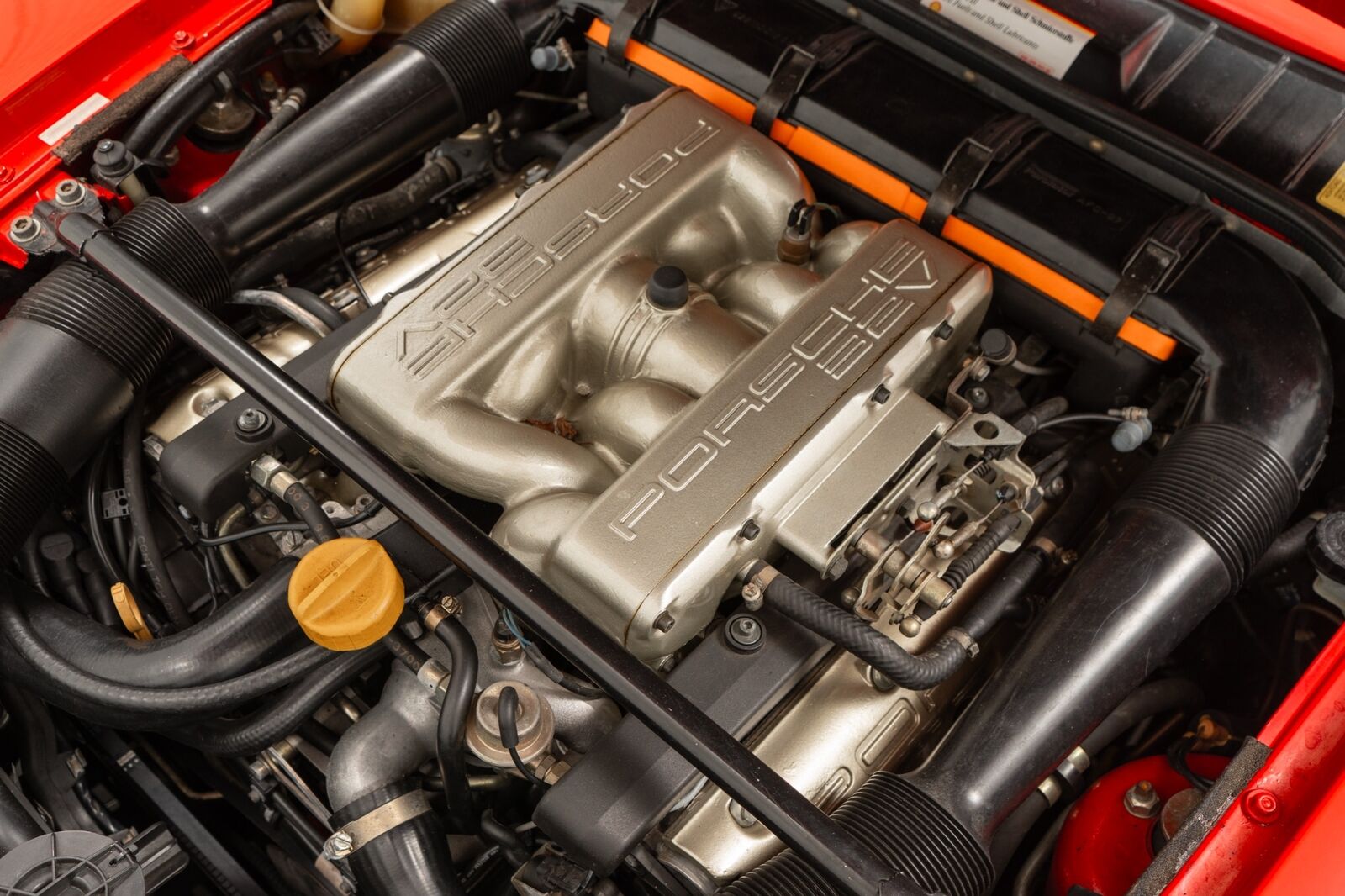 Porsche-928-1987-Hatchback-34