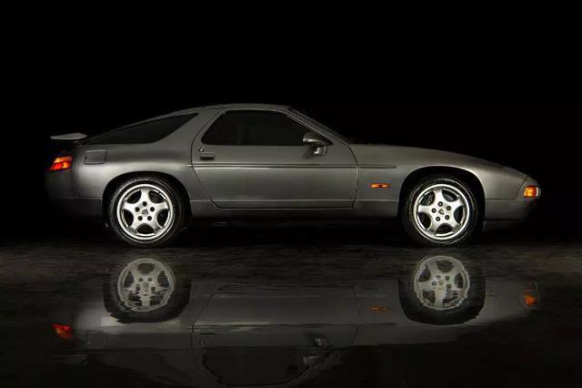 Porsche-928-1993-Coupe-4