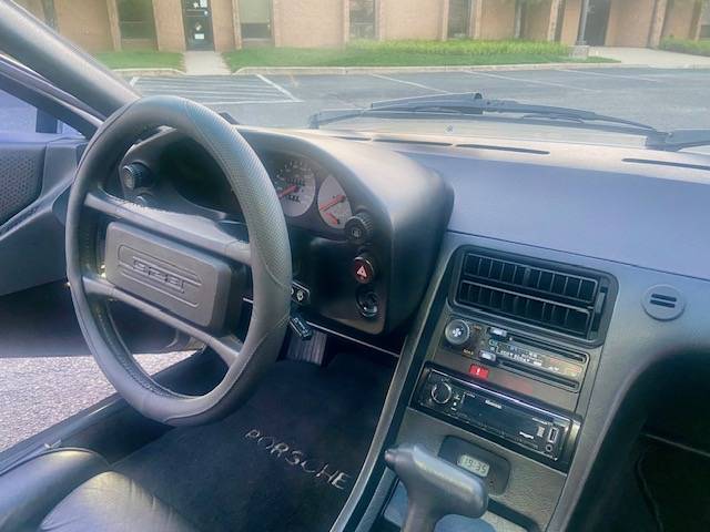 Porsche-928s-1983-silver-10