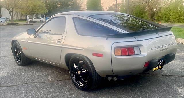 Porsche-928s-1983-silver-2