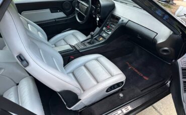 Porsche-928s4-1988-black-11