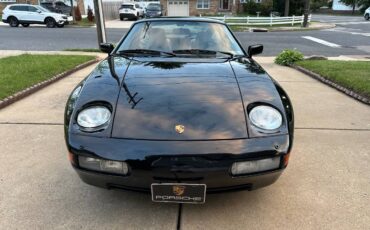 Porsche-928s4-1988-black-2