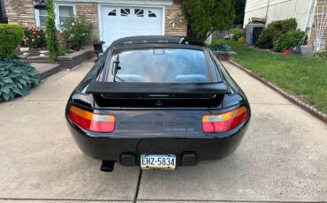 Porsche-928s4-1988-black-7