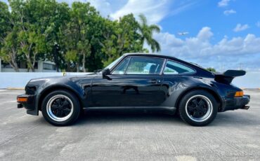 Porsche-930-1979-Coupe-1