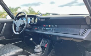 Porsche-930-1979-Coupe-10