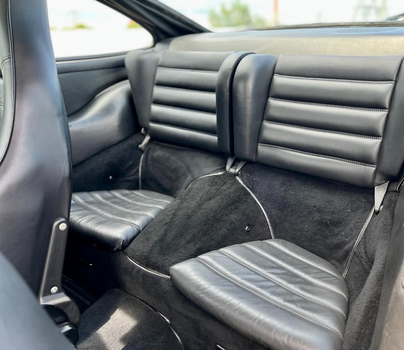 Porsche-930-1979-Coupe-13