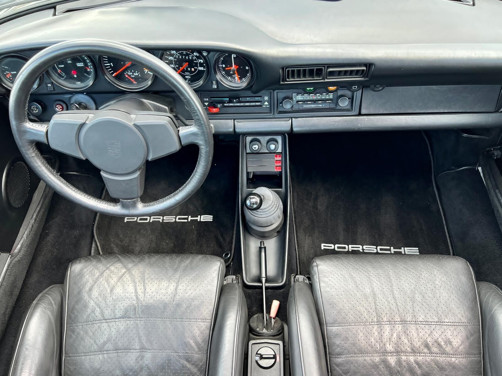 Porsche-930-1979-Coupe-14