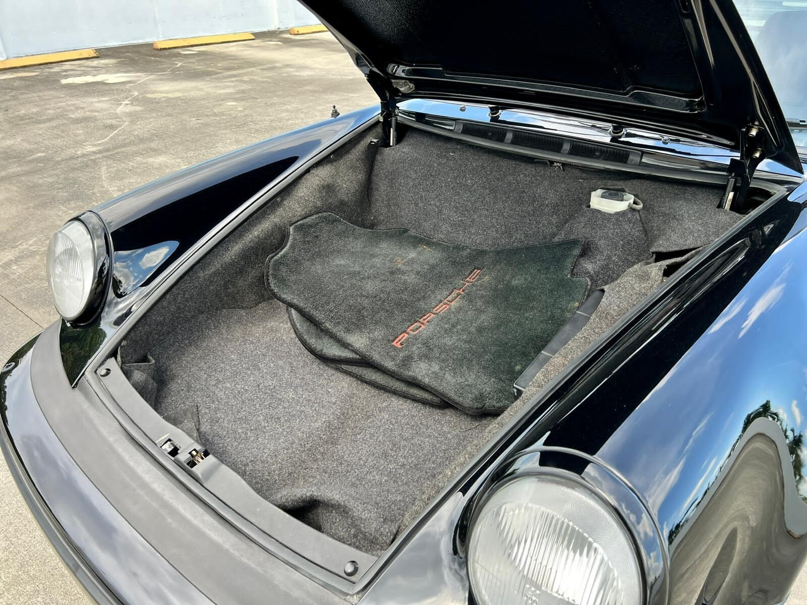 Porsche-930-1979-Coupe-17