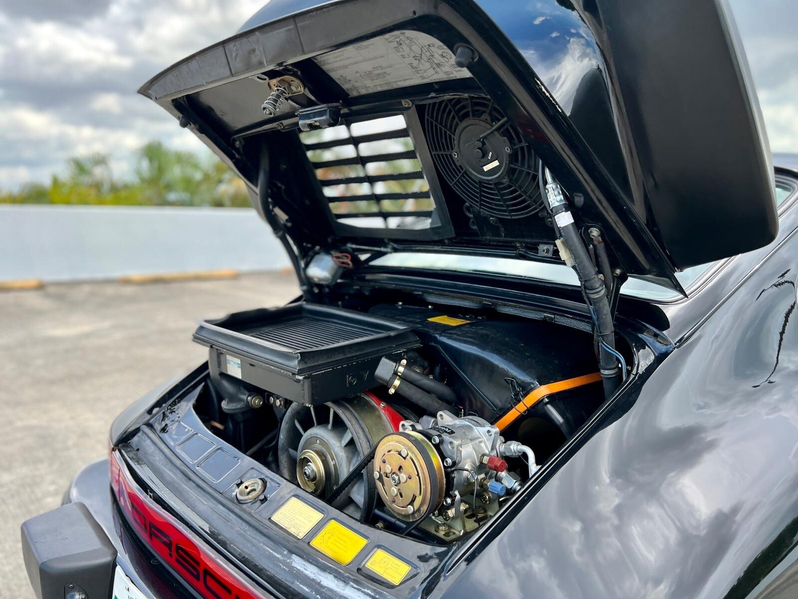 Porsche-930-1979-Coupe-20