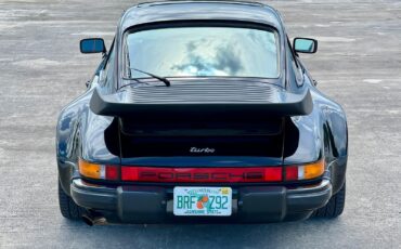 Porsche-930-1979-Coupe-3