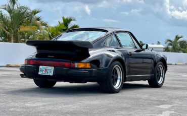 Porsche-930-1979-Coupe-4