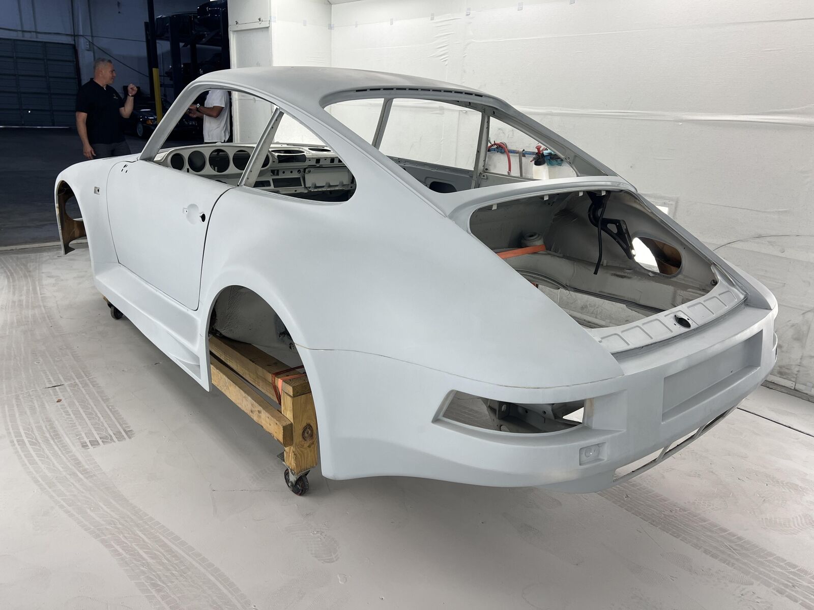 Porsche-930-1982-3