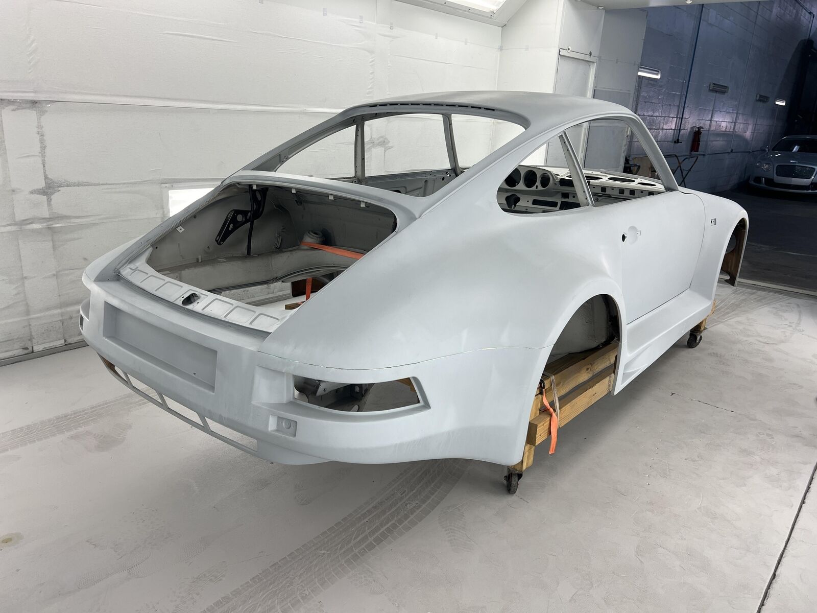 Porsche-930-1982-4