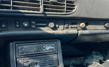 Porsche-944-1986-Coupe-12