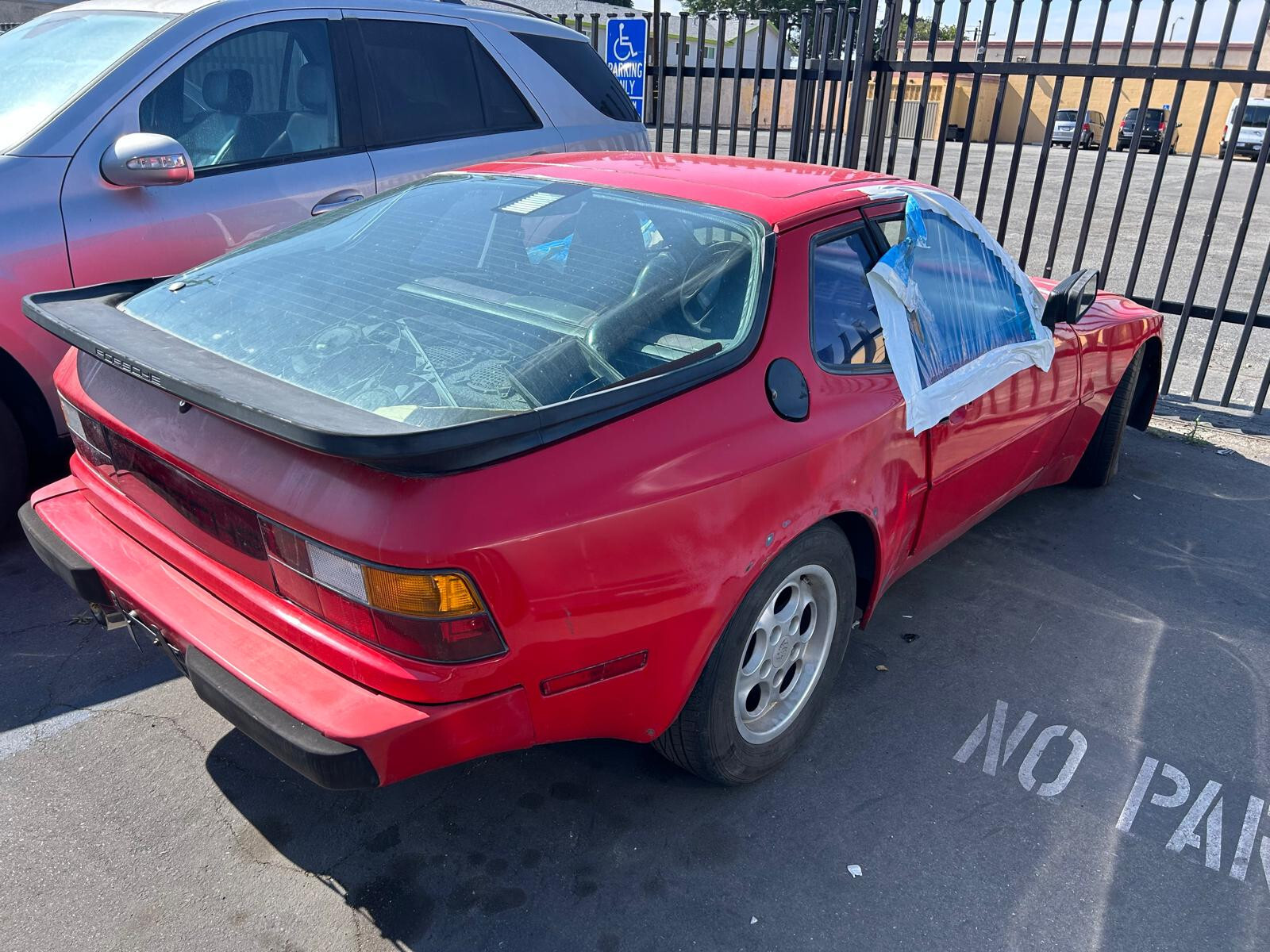 Porsche-944-1986-Coupe-5