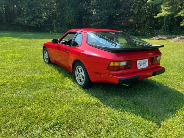Porsche-944-1987-4