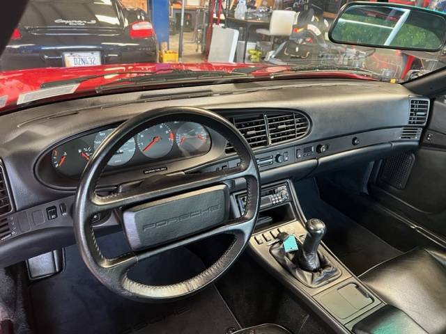 Porsche-944-1987-8