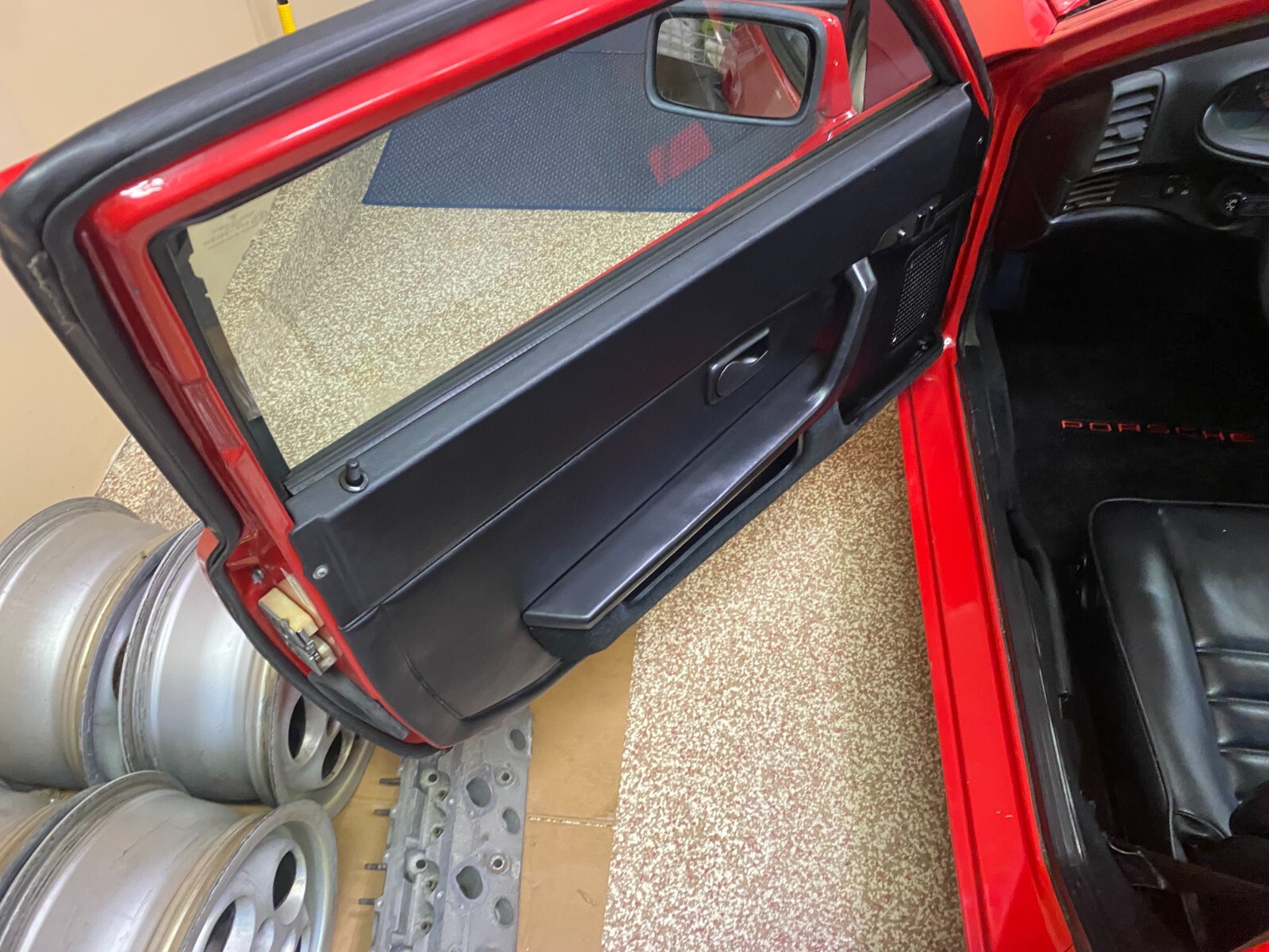 Porsche-944-1987-Coupe-10