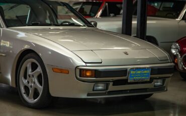 Porsche-944-1987-Hatchback-11