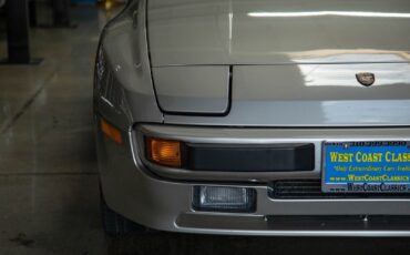 Porsche-944-1987-Hatchback-13