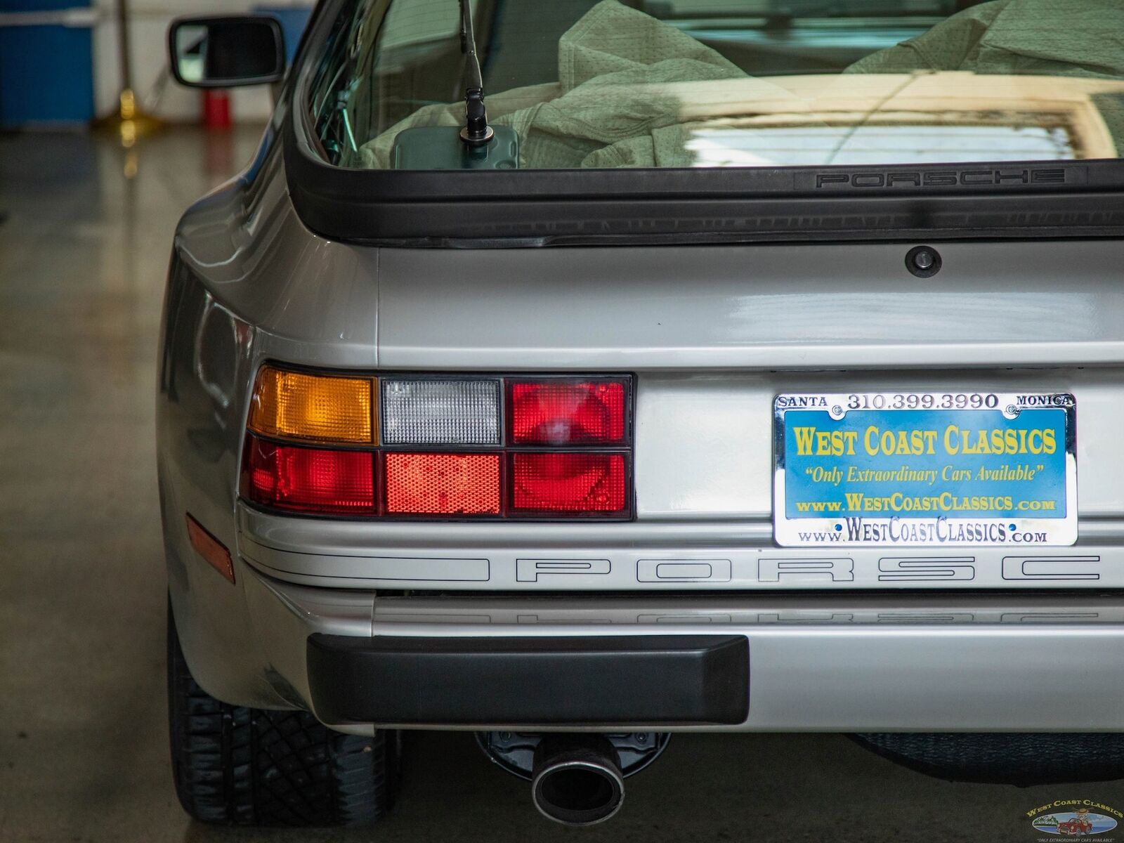 Porsche-944-1987-Hatchback-17