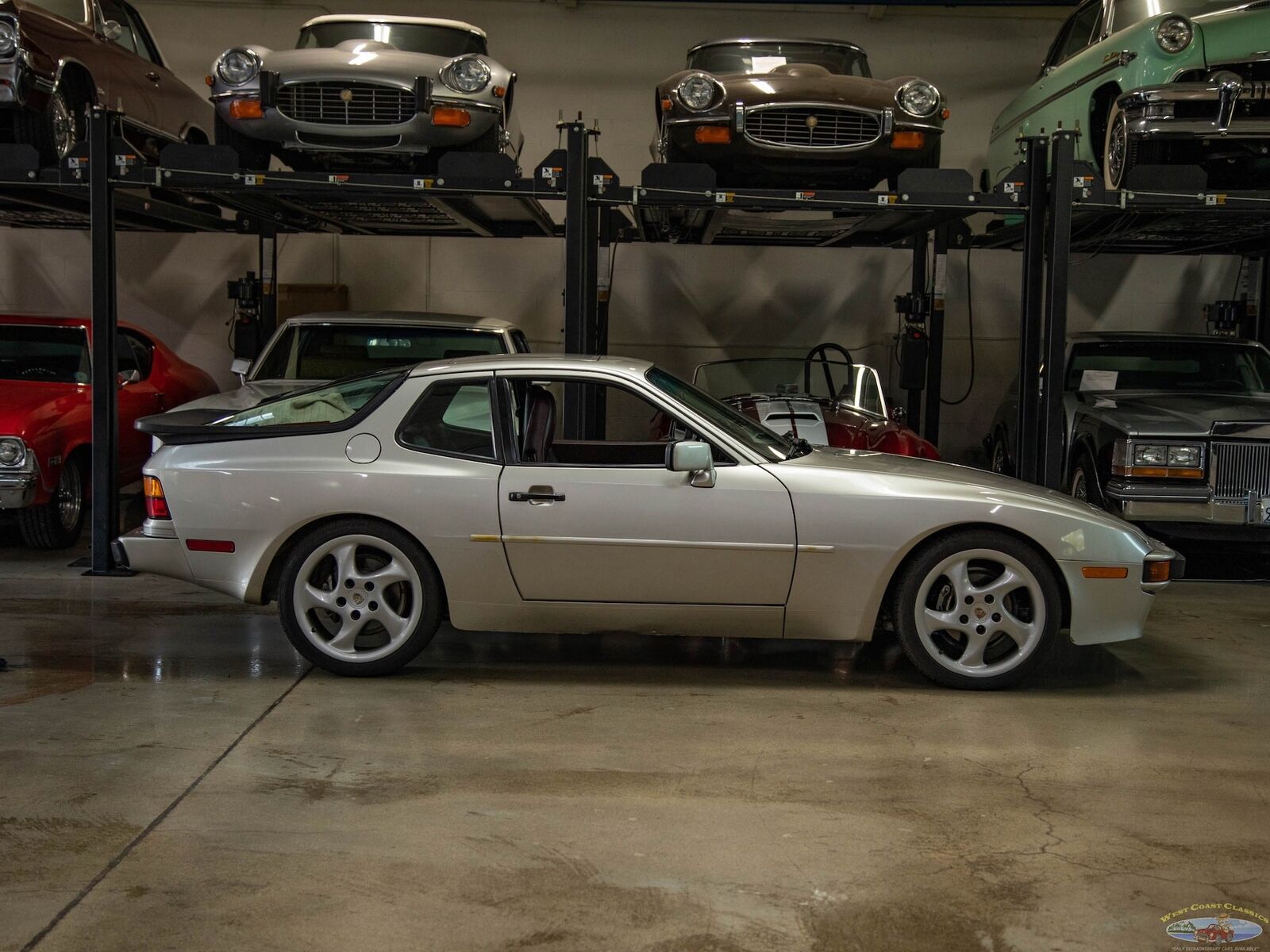 Porsche-944-1987-Hatchback-2