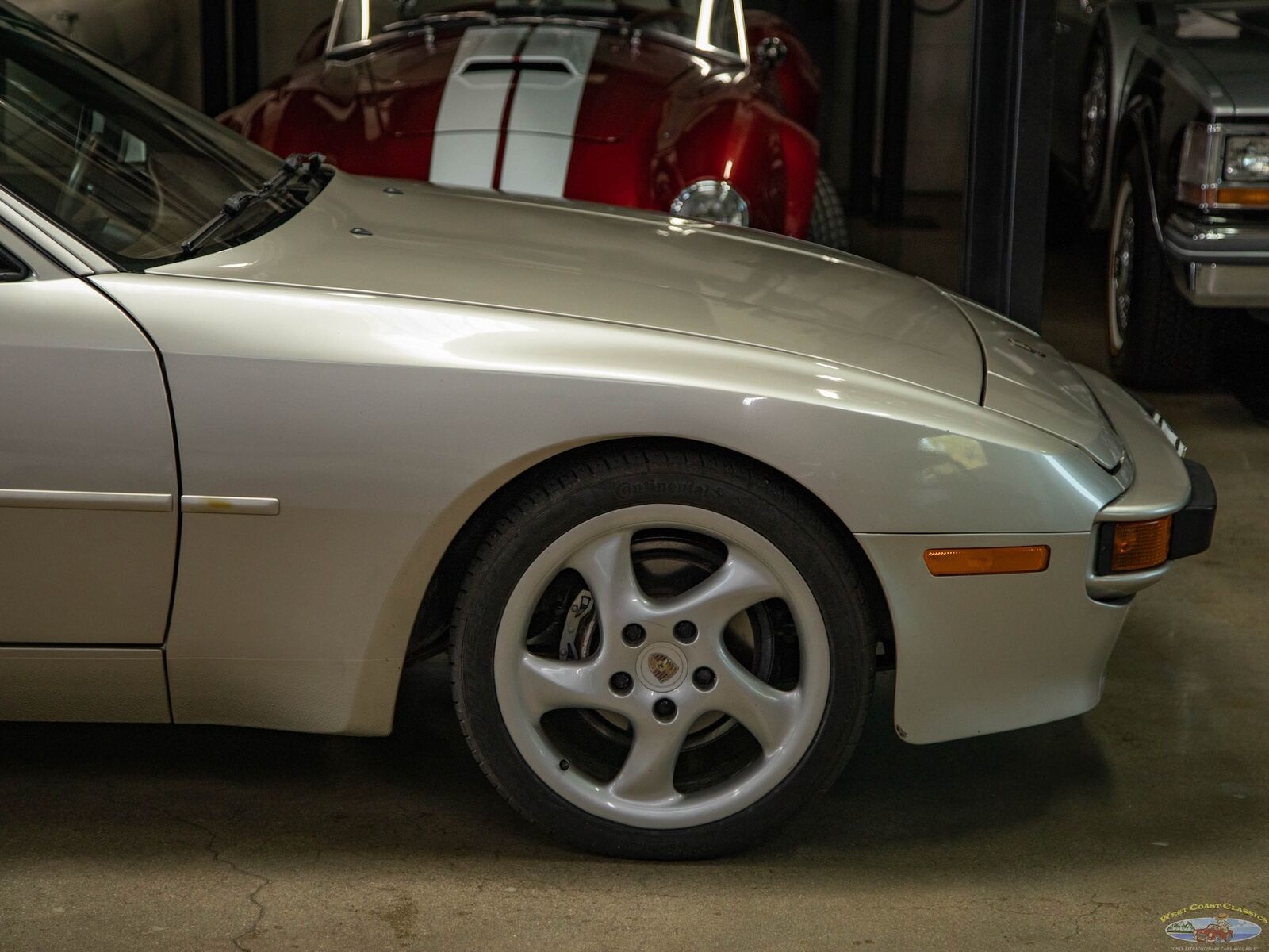 Porsche-944-1987-Hatchback-3