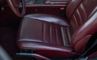 Porsche-944-1987-Hatchback-31