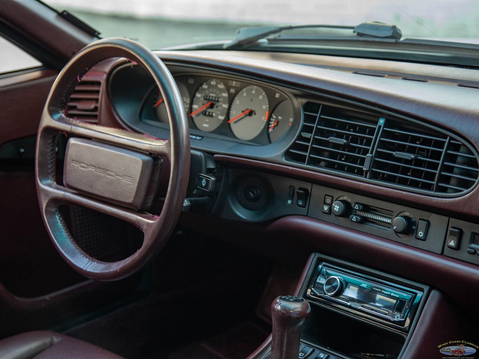 Porsche-944-1987-Hatchback-35