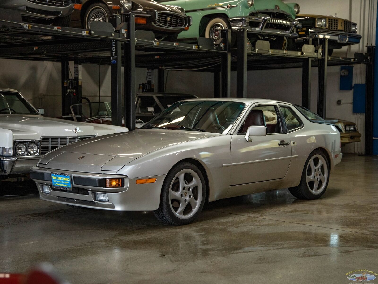 Porsche 944 1987 Hatchback