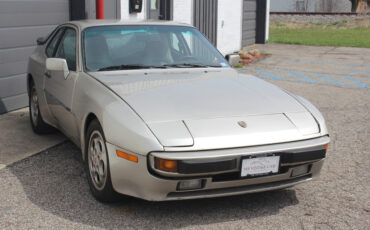 Porsche-944-1988-Hatchback-1