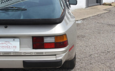Porsche-944-1988-Hatchback-8