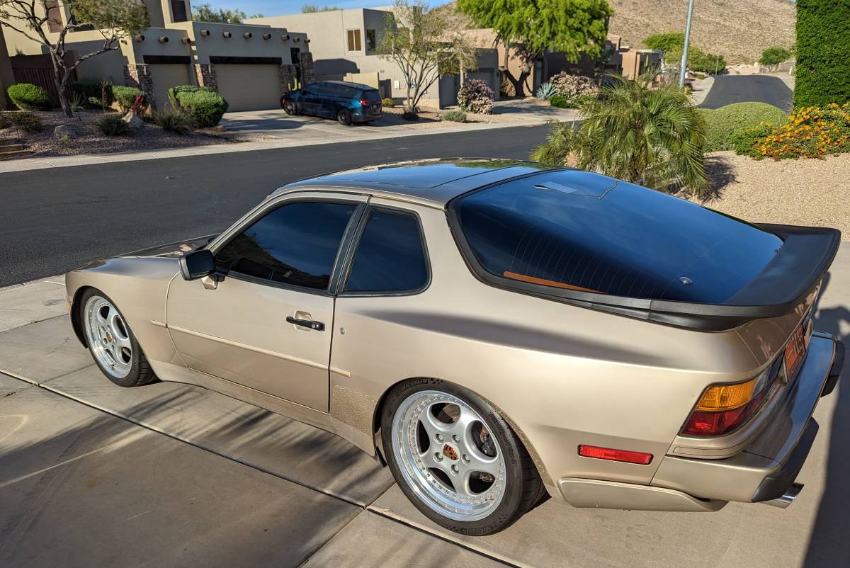 Porsche-944-turbo-modified-1987-brown-5