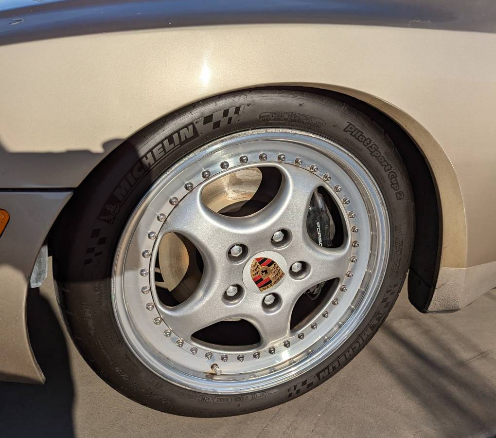 Porsche-944-turbo-modified-1987-brown-7