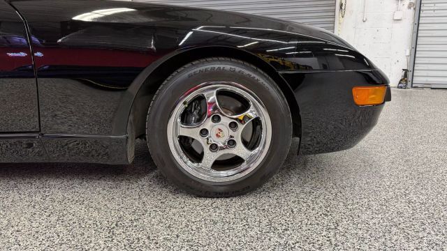 Porsche-968-1995-Convertible-10