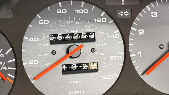 Porsche-968-1995-Convertible-14