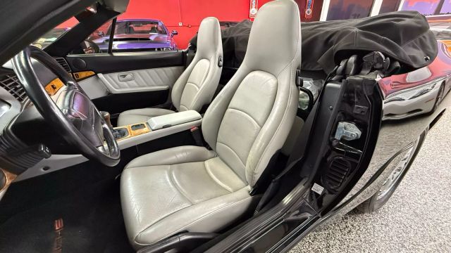Porsche-968-1995-Convertible-15