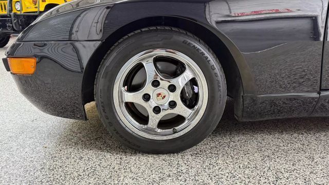 Porsche-968-1995-Convertible-8