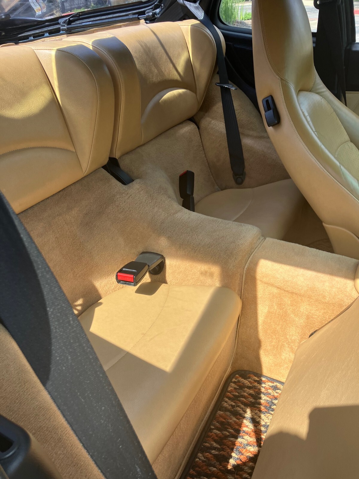 Porsche-968-1995-Coupe-25